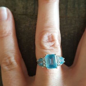 Topaz and Diamond Ring 14k gold Size 7
